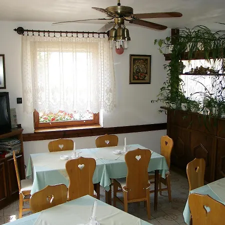 Eifert Haz Bed & Breakfast Balatongyörök